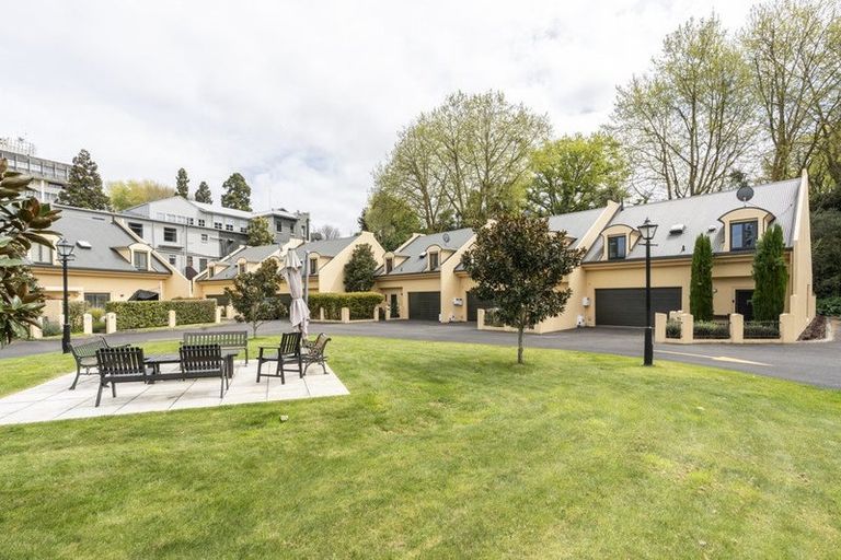 Photo of property in 104 Grantham Street, Hamilton Central, Hamilton, 3204