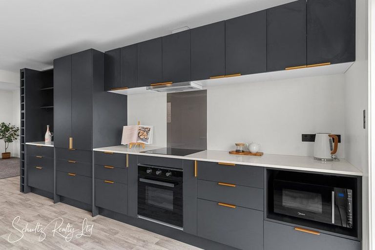 Photo of property in 109 Hurndall Street East, Maungaturoto, 0520