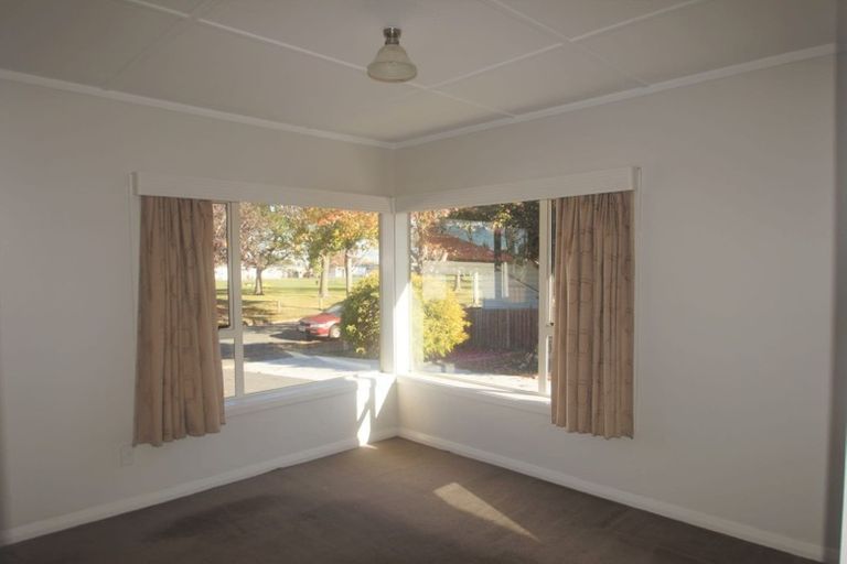 Photo of property in 51 Dunedin Street, Redwood, Christchurch, 8051