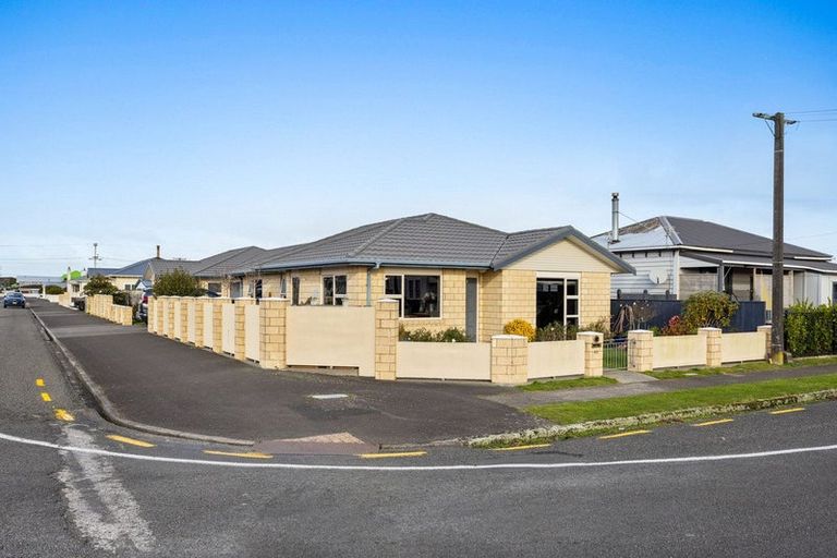Photo of property in 46 Wilson Street, Hawera, 4610