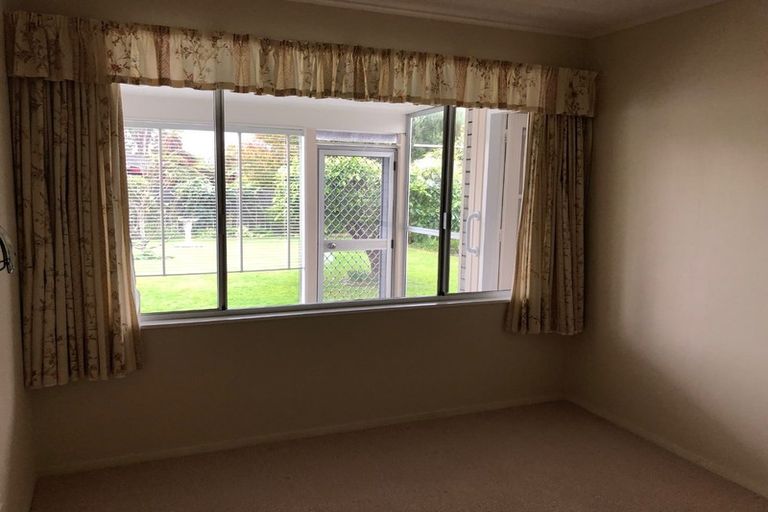 Photo of property in 31 Kapanui Road, Waikanae, 5036