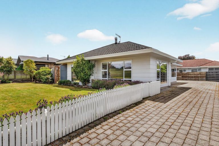 Photo of property in 39 Acacia Bay Road, Nukuhau, Taupo, 3330