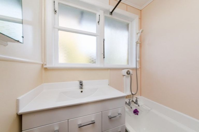 Photo of property in 22 Raleigh Street, Awapuni, Palmerston North, 4412