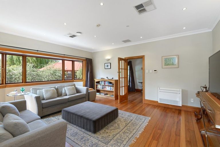 Photo of property in 4 Claxton Place, Saint Martins, Christchurch, 8022