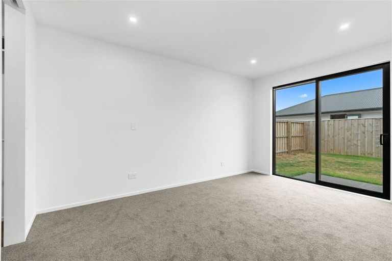 Photo of property in 5 Lovelock Avenue, Rolleston, 7615