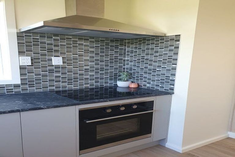 Photo of property in 32a Golf Links Road, Shirley, Christchurch, 8061