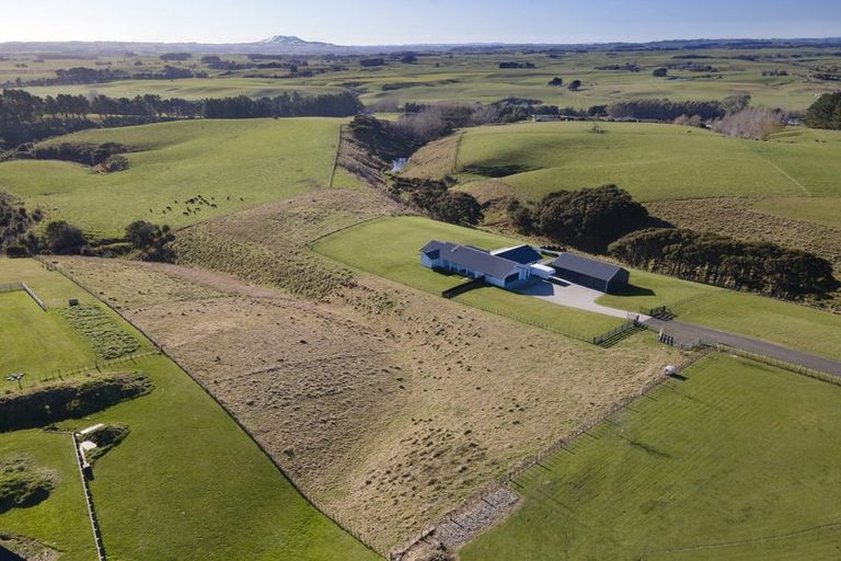 Photo of property in 84b View Road, Halcombe, 4779