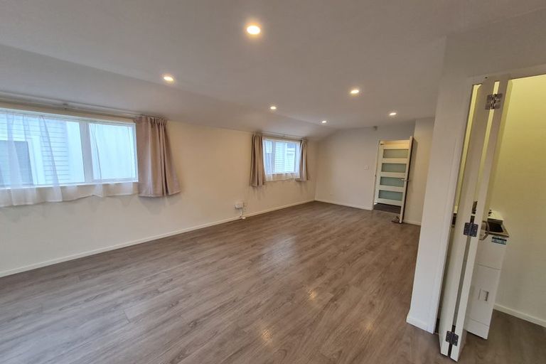 Photo of property in 13 Trent Street, Island Bay, Wellington, 6023