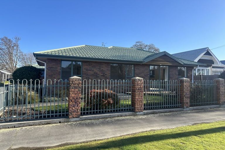 Photo of property in 1/39 Cleveland Street, Edgeware, Christchurch, 8013