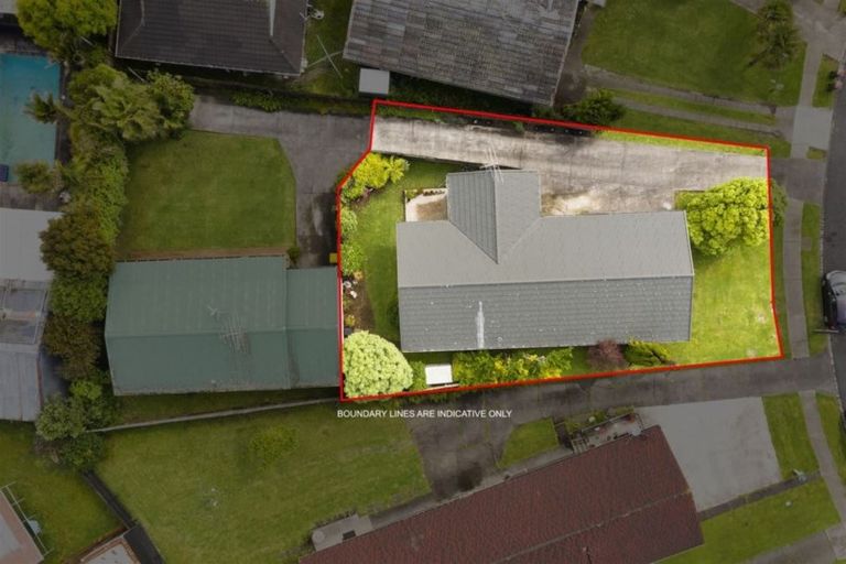 Photo of property in 14 Lynette Place, Mangere, Auckland, 2022