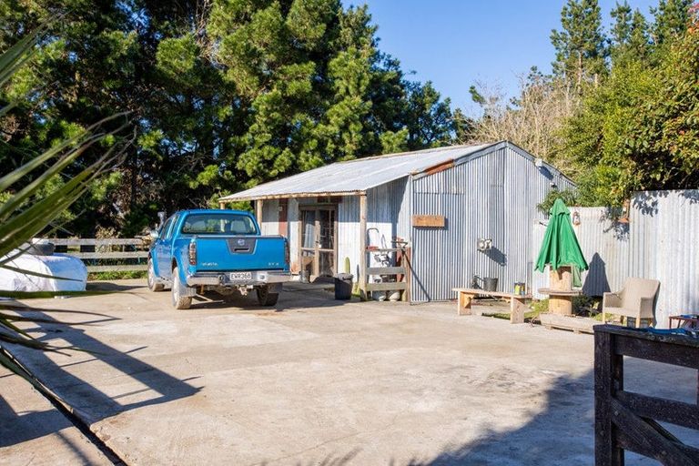 Photo of property in 1266 West Coast Road, West Melton, Christchurch, 7671