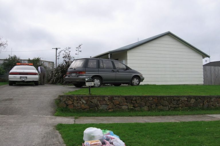 Photo of property in 134 Hillcrest Drive, Kelvin Grove, Palmerston North, 4414