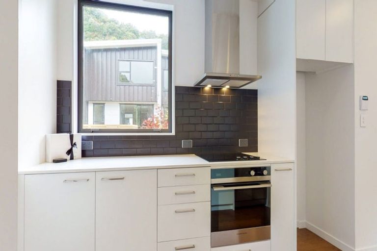 Photo of property in 55 Rua Kai Way, Brooklyn, Wellington, 6021