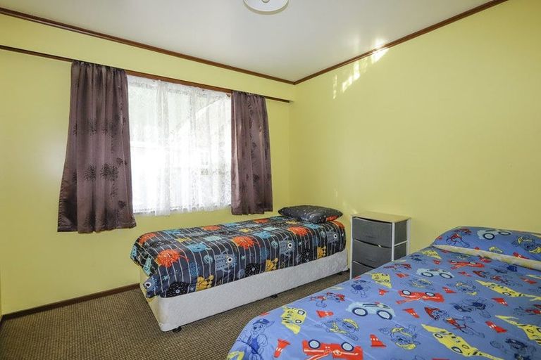 Photo of property in 18 Cortes Crescent, Flaxmere, Hastings, 4120