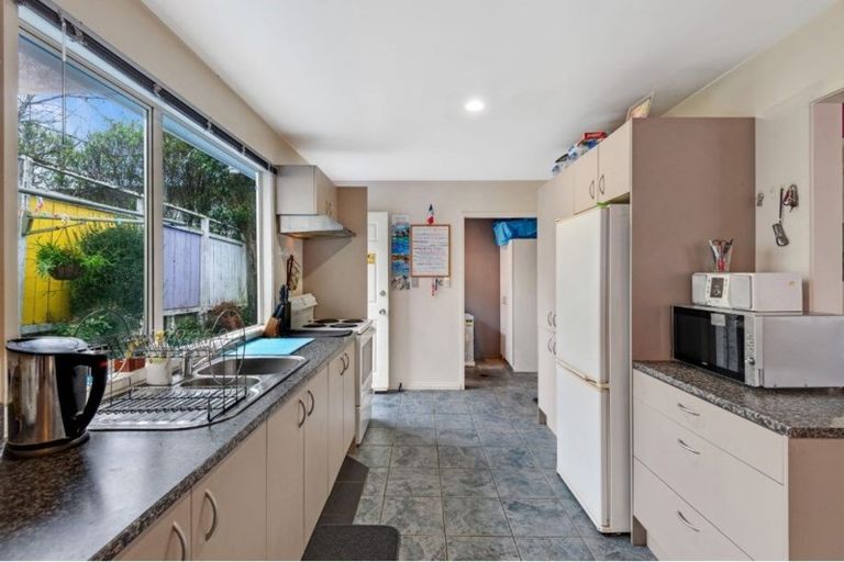 Photo of property in 1/29 Katrina Place, Massey, Auckland, 0614