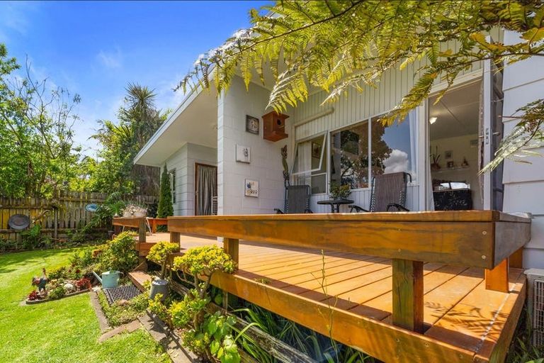 Photo of property in 66 Hamurana Road, Omokoroa, 3114