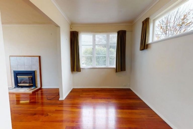 Photo of property in 33 John Street, Trentham, Upper Hutt, 5018