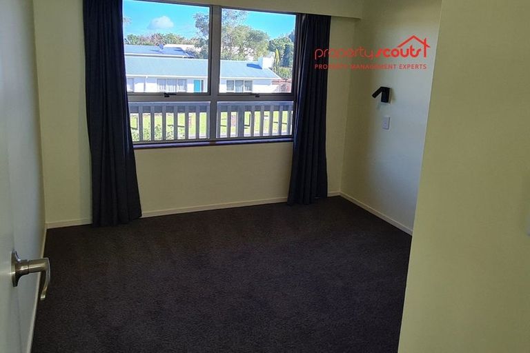 Photo of property in 15 Shearwater Street, One Tree Point, 0118