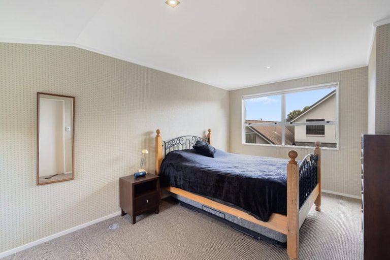 Photo of property in 23b Beach Road, Otumoetai, Tauranga, 3110