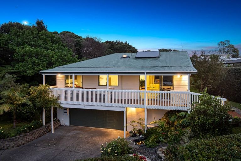 Photo of property in 41 Hammond Avenue, Hatfields Beach, Orewa, 0931