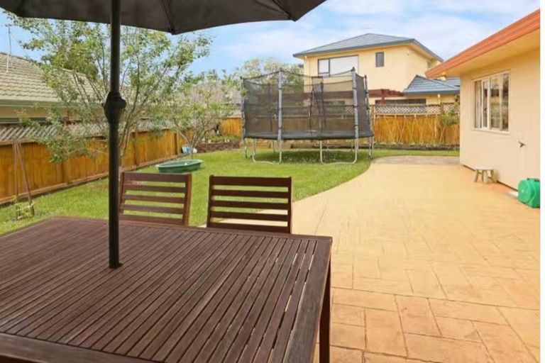 Photo of property in 6 Highfields Terrace, Henderson, Auckland, 0612