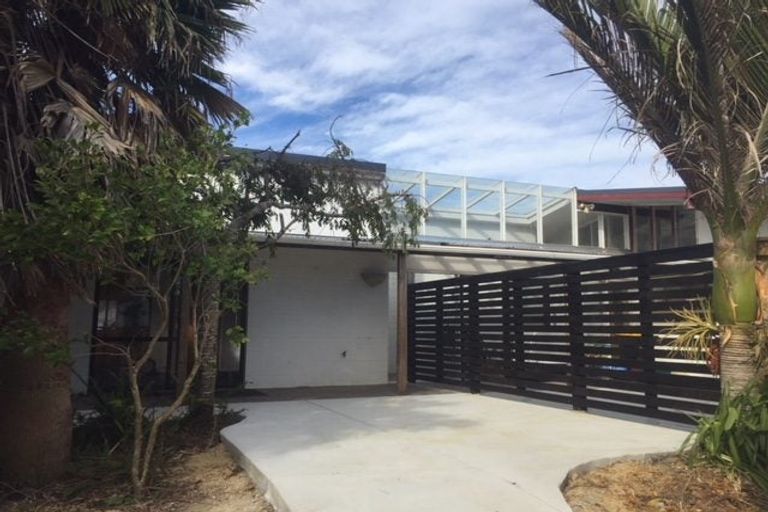 Photo of property in 80 Bell Street, Tawa, Wellington, 5028