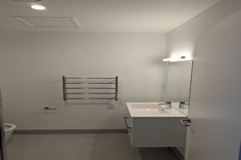 Photo of property in 73 Te Puketoka Lane, Mangere, 2022