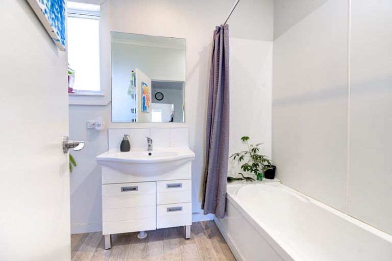 Photo of property in 37b Tomin Road, Glenview, Hamilton, 3206