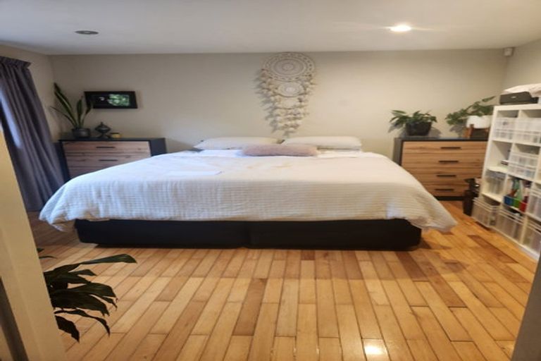 Photo of property in 28a Kingdale Road, Henderson, Auckland, 0610