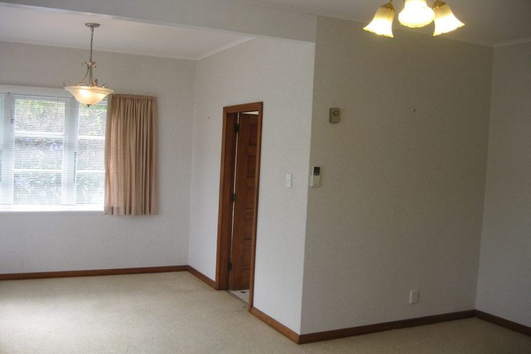 Photo of property in 84 Sunshine Avenue, Karori, Wellington, 6012