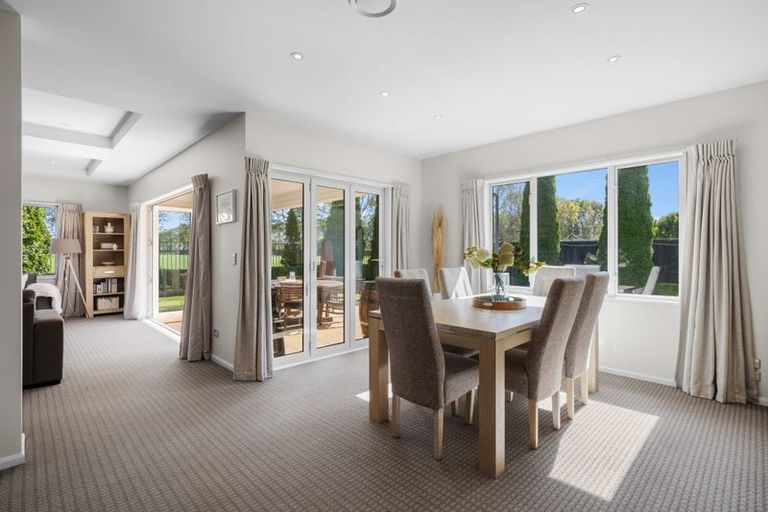 Photo of property in 24 Providence Place, Redwood, Christchurch, 8051