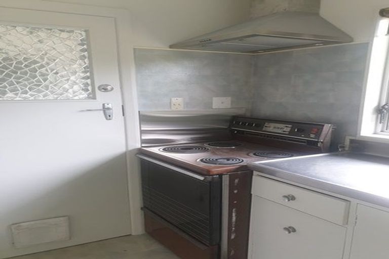 Photo of property in 1/635 Ferguson Street, Terrace End, Palmerston North, 4410