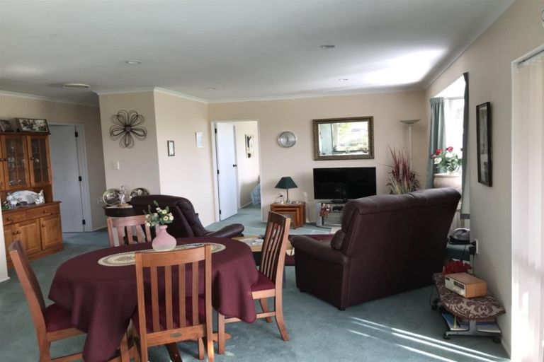 Photo of property in 27 Juliet Street, Stratford, 4332