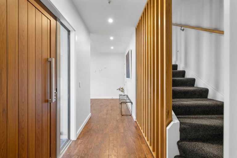 Photo of property in 3 Ridgeway Terrace, Taradale, Napier, 4112