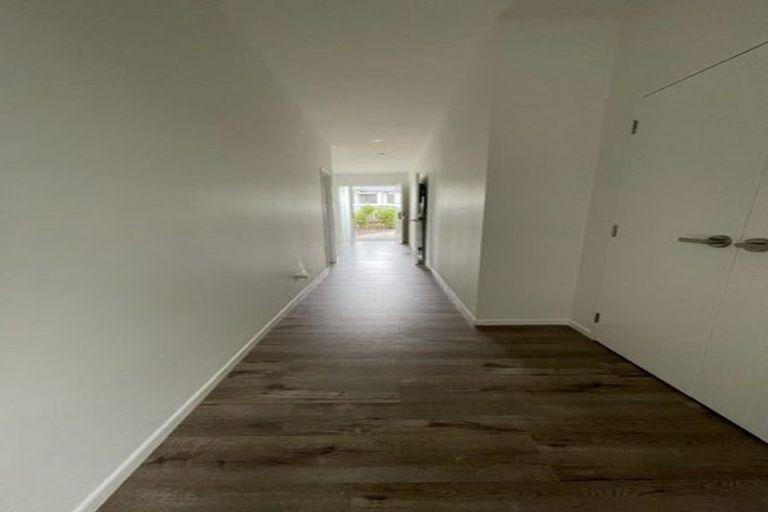 Photo of property in 962 Kahikatea Flat Road, Waitoki, Kaukapakapa, 0871