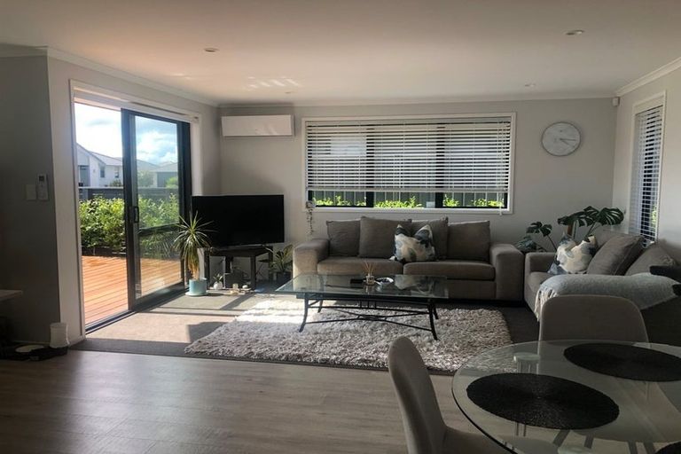 Photo of property in 5 Raynor Crescent, Pyes Pa, Tauranga, 3112