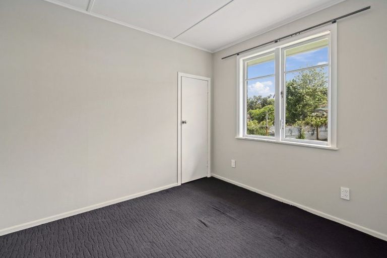Photo of property in 1 Leslie Avenue, Western Heights, Rotorua, 3015