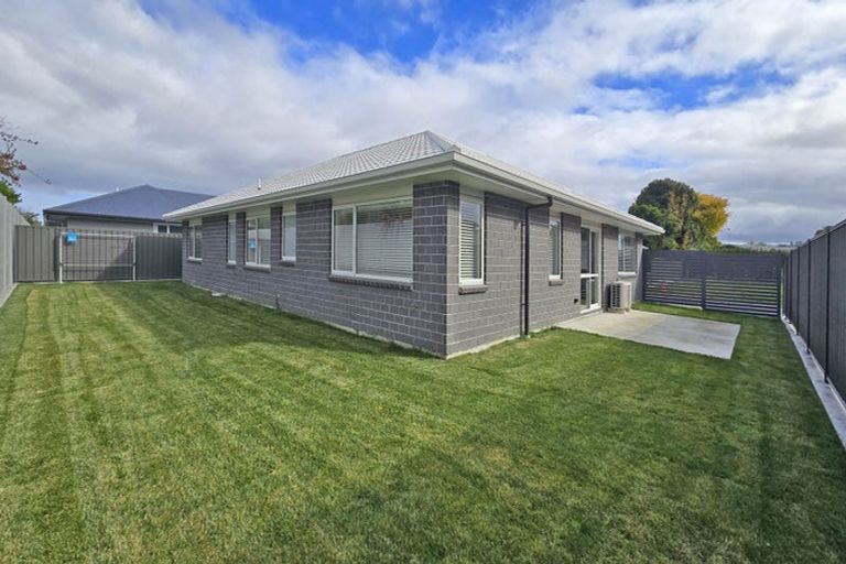 Photo of property in 14 George Yee Place, Taradale, 4112
