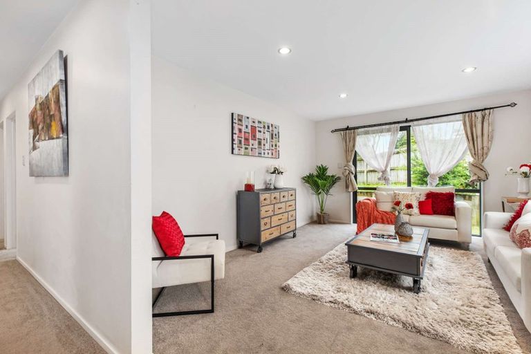 Photo of property in 203a Don Buck Road, Massey, Auckland, 0614