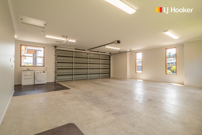Photo of property in 28 Irwin Logan Drive, Mosgiel, 9024