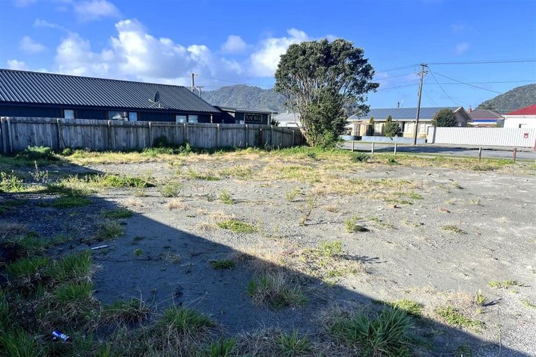 Photo of property in 68 Blake Street, Blaketown, Greymouth, 7805