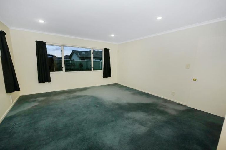 Photo of property in 17 Chelsea Drive, Taradale, Napier, 4112