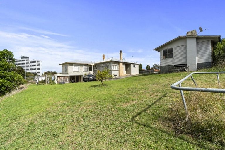 Photo of property in 111 Pembroke Street, Hamilton Lake, Hamilton, 3204