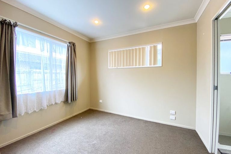 Photo of property in 11 Manning Rise, Flat Bush, Auckland, 2019