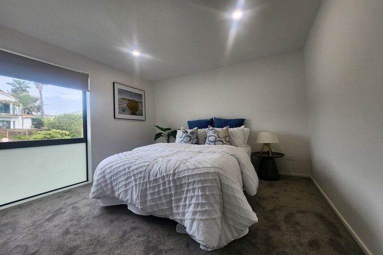Photo of property in 15 Matterhorn Crescent, Northpark, Auckland, 2013