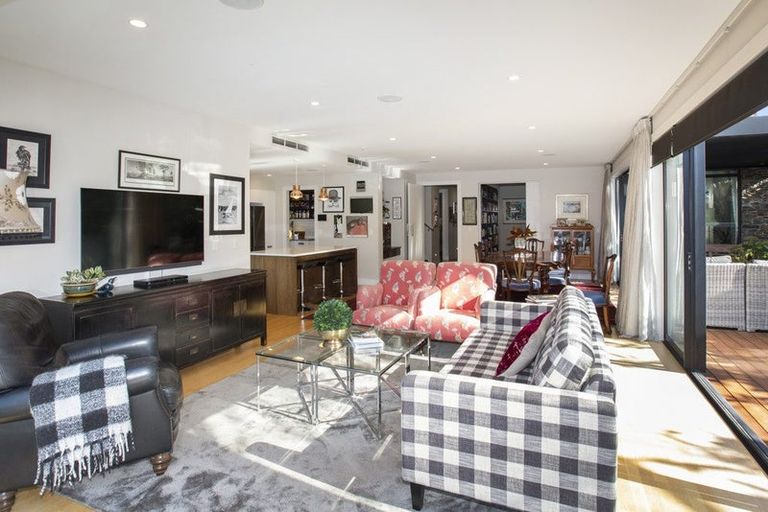 Photo of property in 28 Devonport Lane, St Albans, Christchurch, 8014