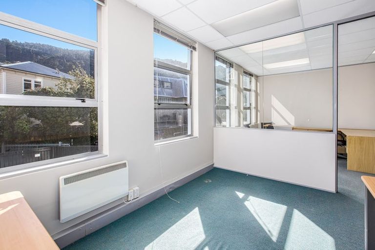 Photo of property in Molesworth House, 9/101a Molesworth Street, Thorndon, Wellington, 6011