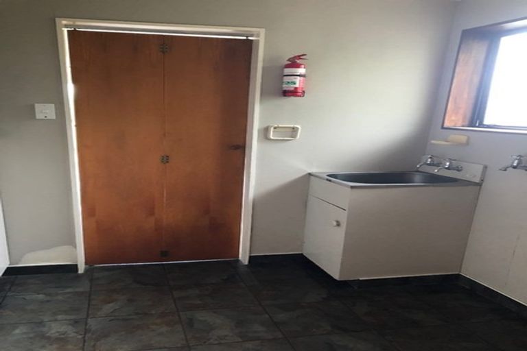 Photo of property in 33 Lupin Road, Otaki, 5512