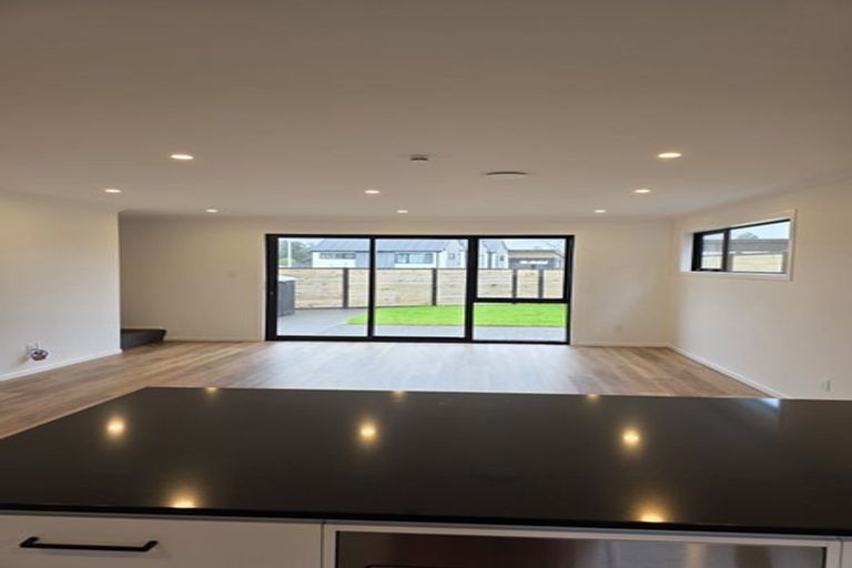 Photo of property in 3 Joseph Bolton Crescent, Trentham, Upper Hutt, 5018