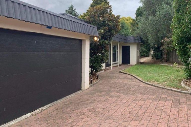 Photo of property in 102 Poaka Avenue, Dinsdale, Hamilton, 3204